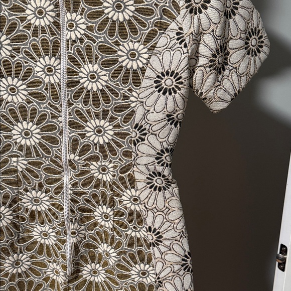 Topshop Floral Patterned Dress in Olive and Cream - Picture 7 of 7